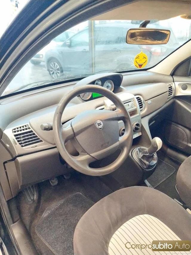 LANCIA Ypsilon 1.3 MJT ( Garanzia 12 Mesi)