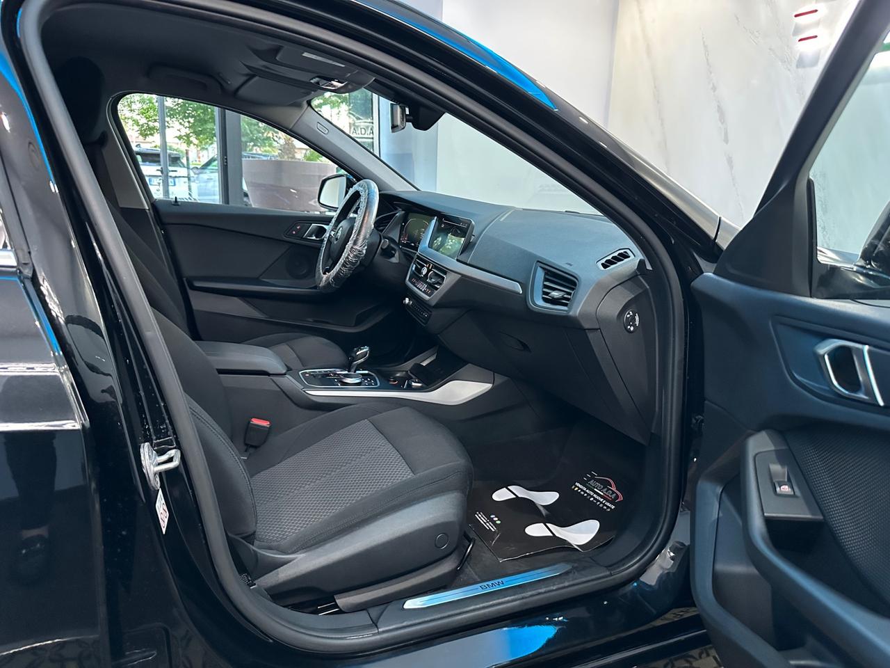 Bmw 116 116d 5p. Sport