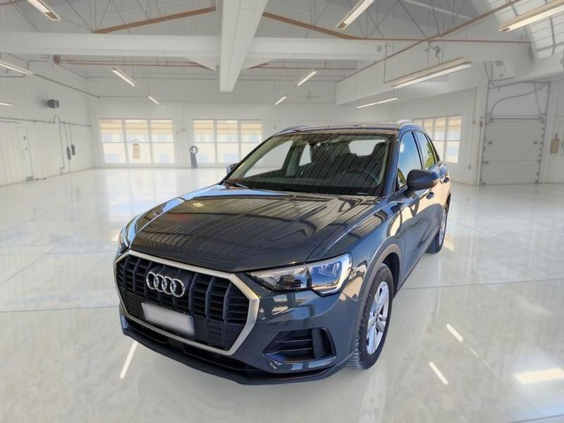 AUDI Q3 35 TDI S tronic Business