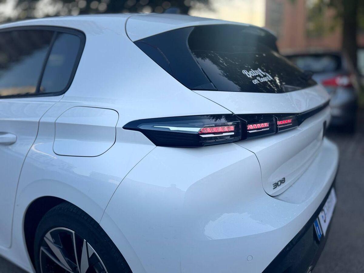 Peugeot 308 1.6 hybrid phev Allure Pack 180cv e-eat8