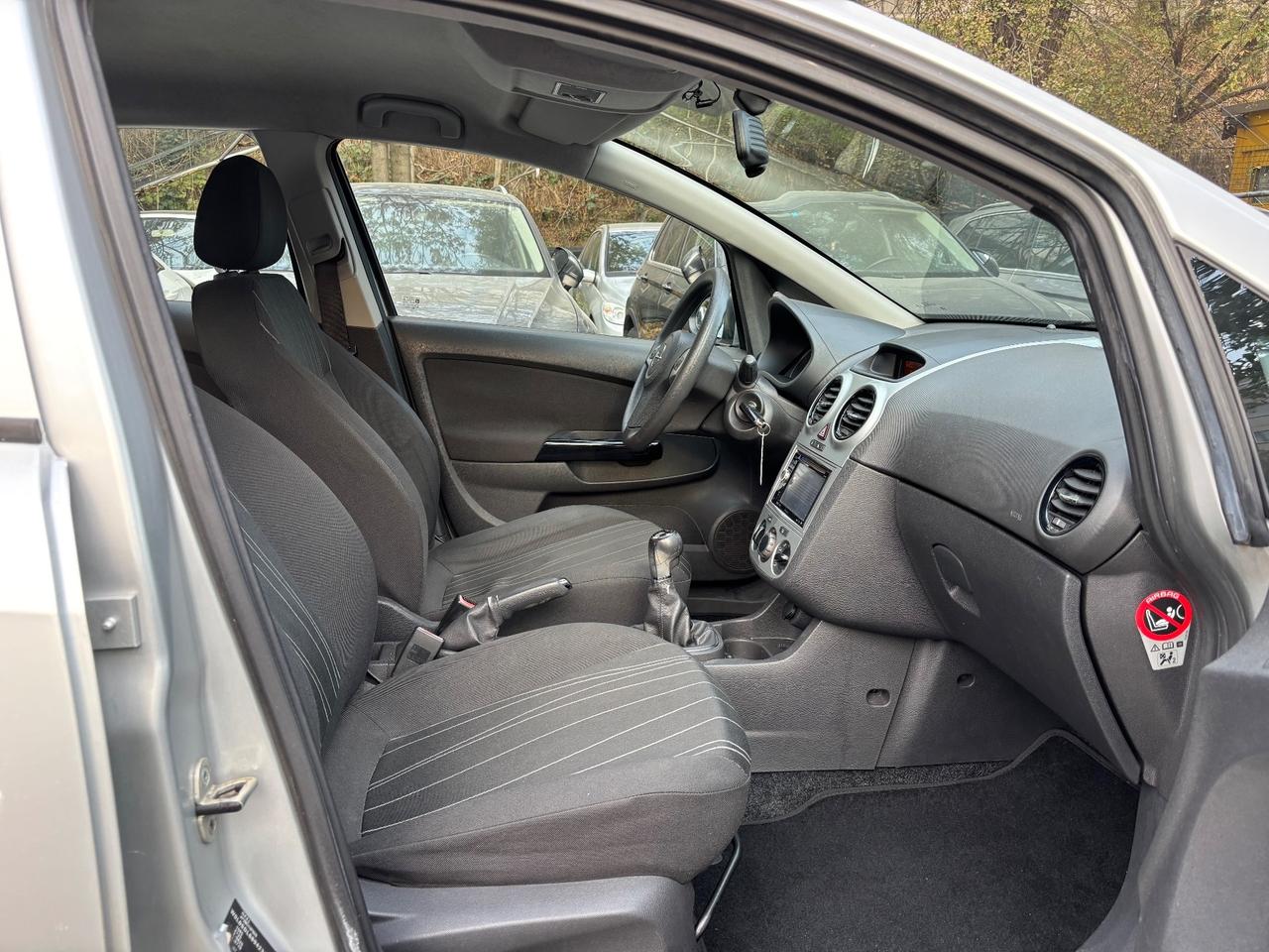 Opel Corsa 1.0 12V 5 porte Enjoy OK Neopatentati