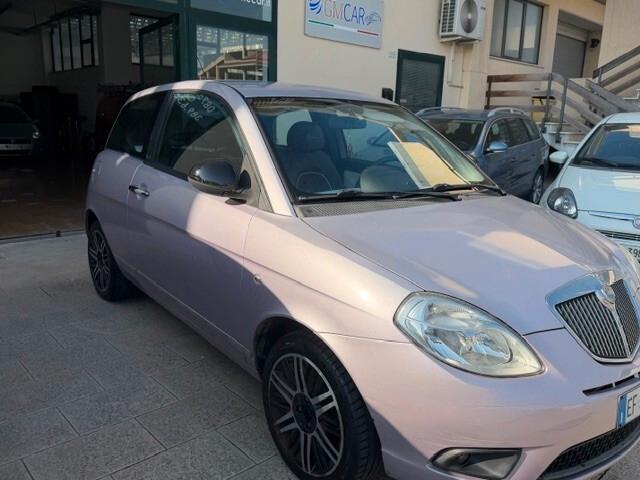 Lancia Ypsilon 1.2 69 CV Elle 11.2010 ok nep cv 116000