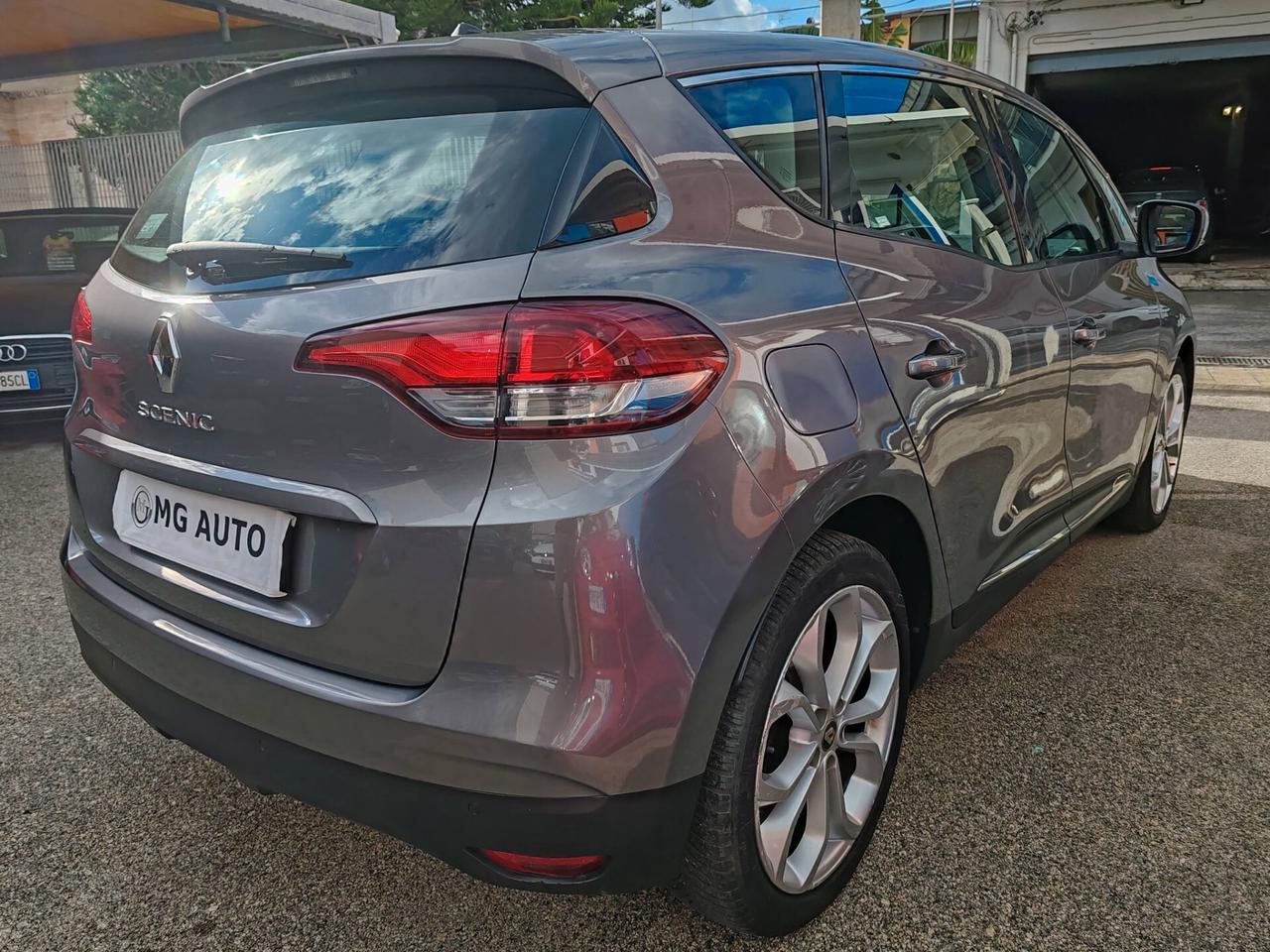 Renault Scenic Scénic dCi 8V 110 CV