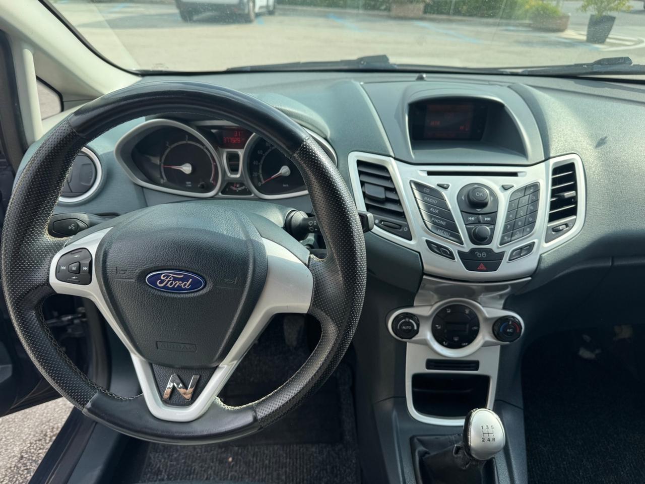 Ford Fiesta 1.6 TDCi 90CV 5 porte DPF Titanium