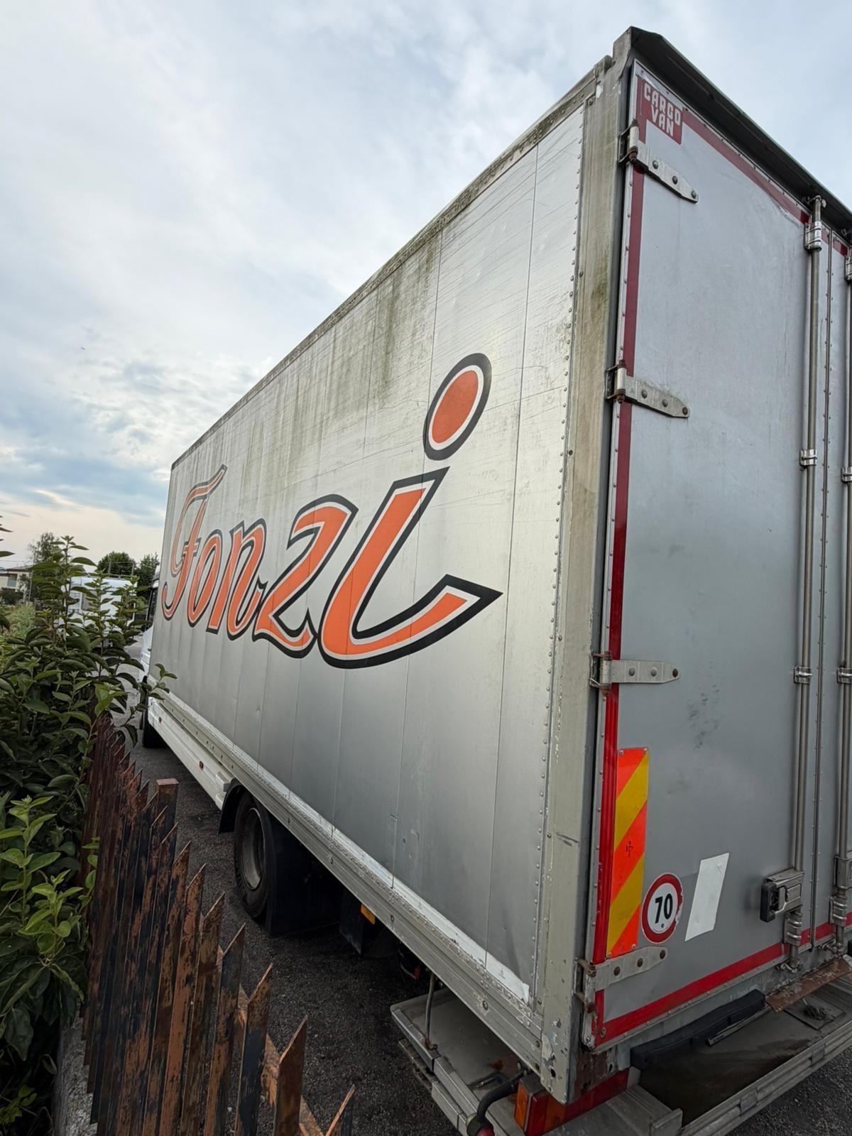 Mercedes Benz atego 6.3 diesel anno 2003