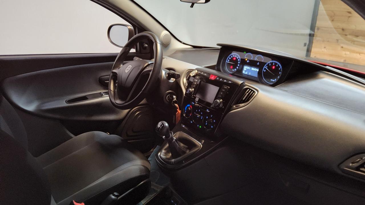 Lancia Ypsilon 1.2 69 CV 5 porte GPL Ecochic Gold