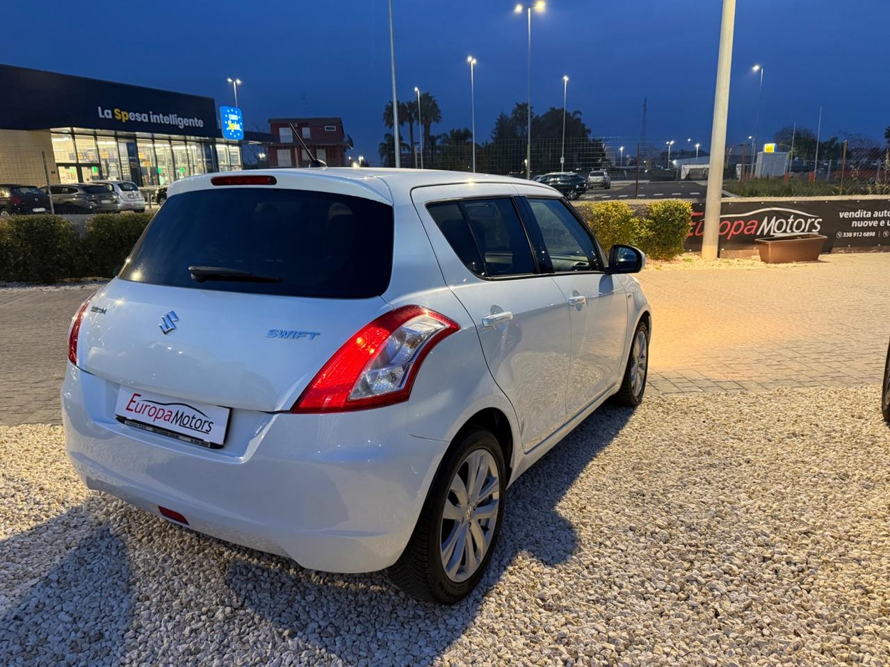 Suzuki Swift 1.3 DDiS 5 porte B-Cool Bi-Color