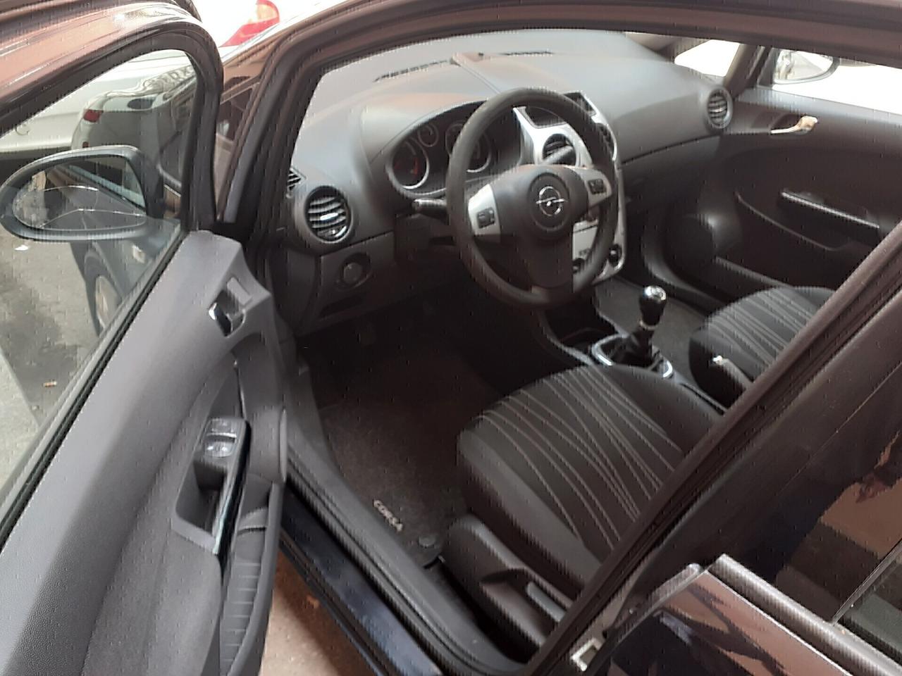 Opel Corsa - Fino a 2 anni di garanzia