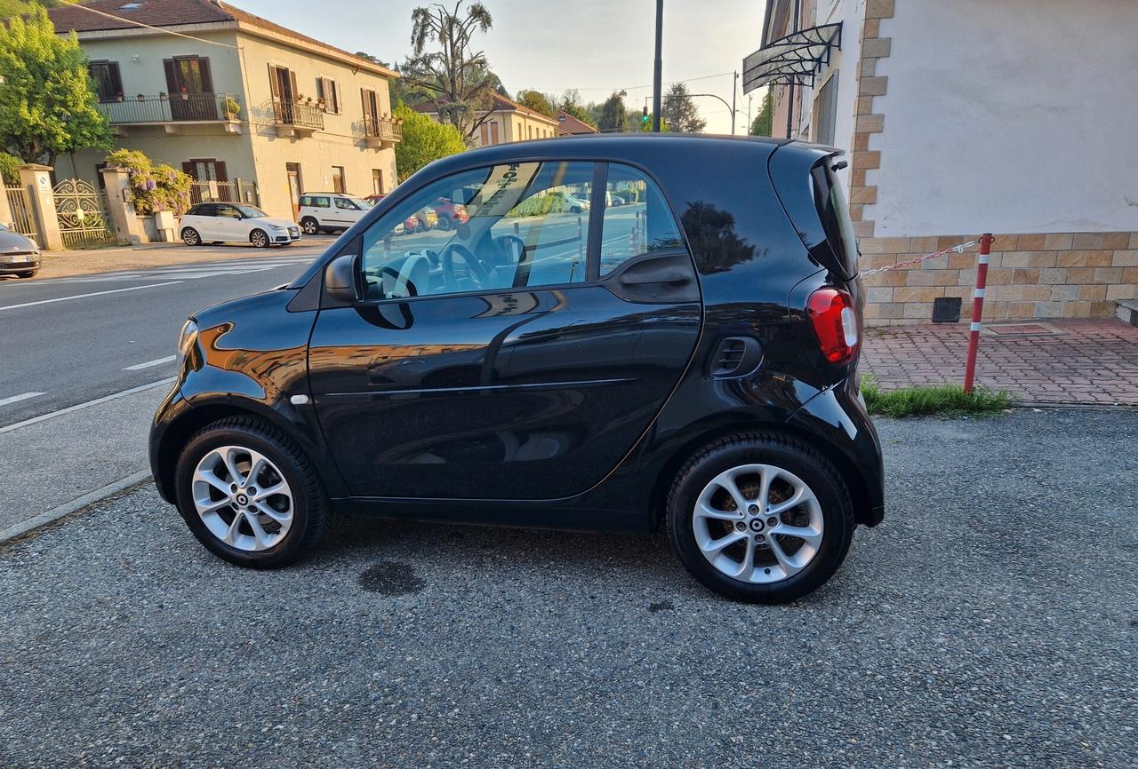 smart forTwo 1.0 7CV "60.300 km" AUTOMATICA, Bluetooth, Cruise