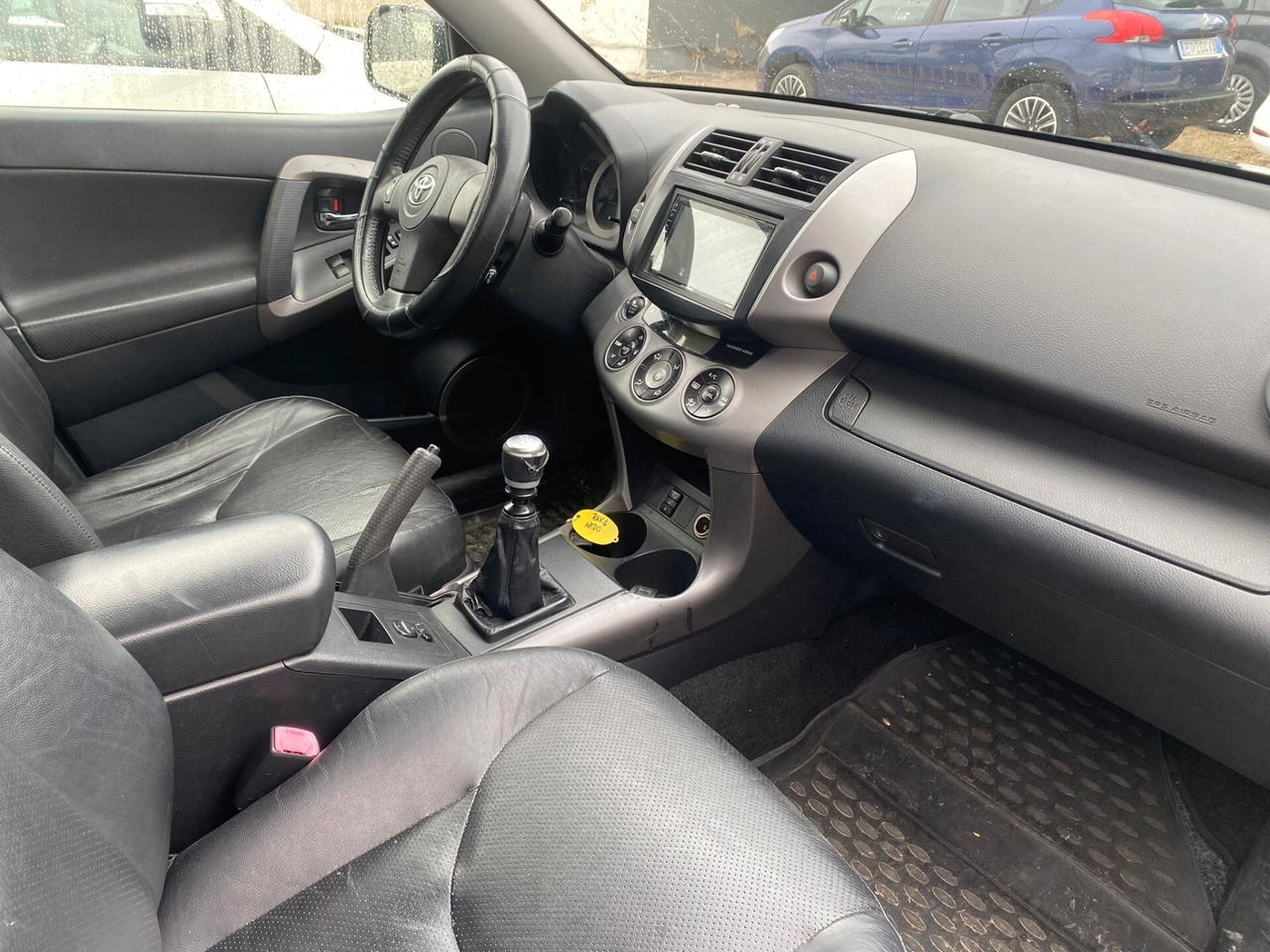 Toyota RAV 4 RAV4 2.2 D-4D 136 CV DPF Luxury