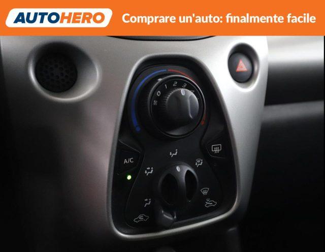TOYOTA Aygo 1.0 VVT-i 69 CV 5 porte x-cool