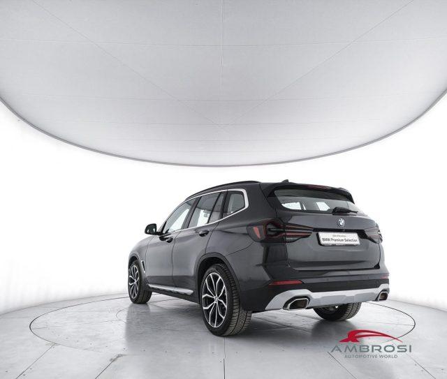 BMW X3 xdrive20d mhev 48V auto