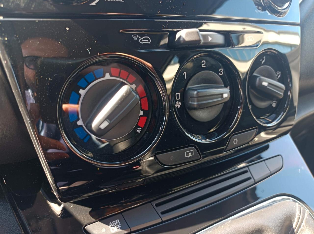 Lancia Ypsilon 1.3 MJT 16V 95 CV 5 porte S&S Gold