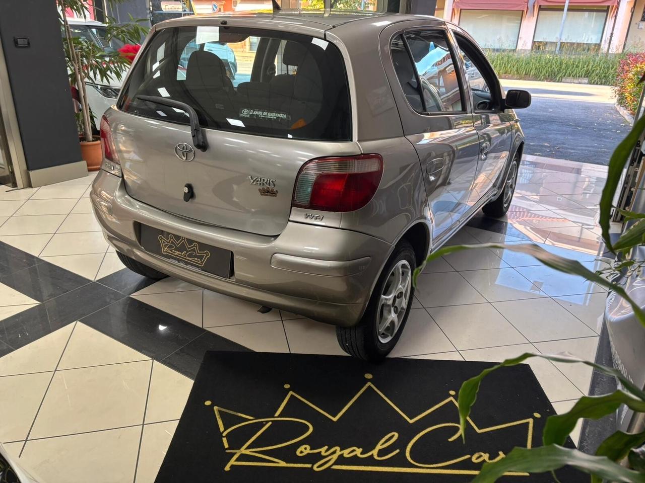 Toyota Yaris 1.0i 16V cat 5 porte Expo