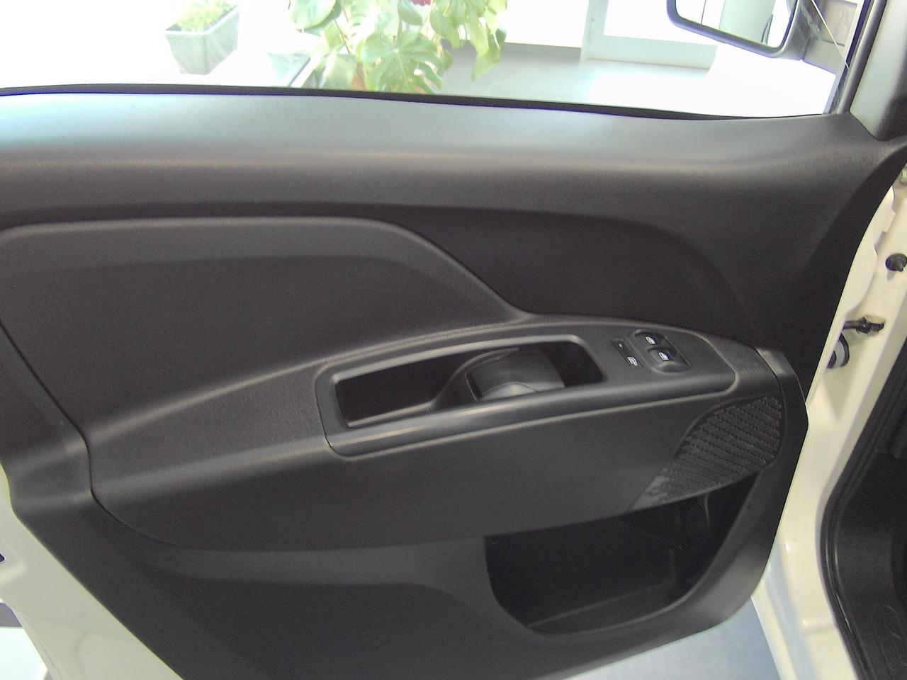 Fiat Doblò 1.6 MJT 105CV S&S 3 posti Cargo Lounge