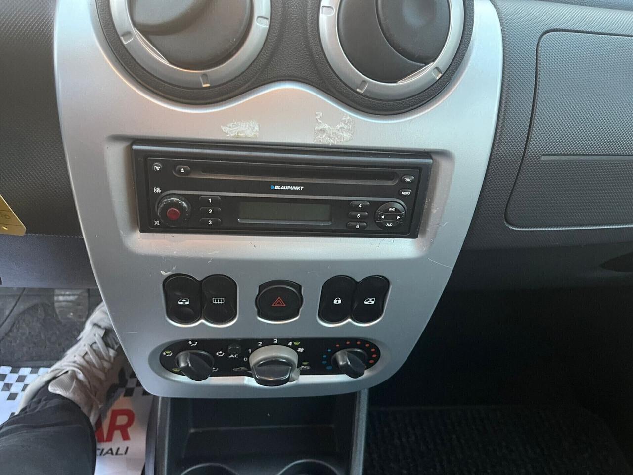 Dacia Sandero 1.4 8V GPL Lauréate Unipro 2009