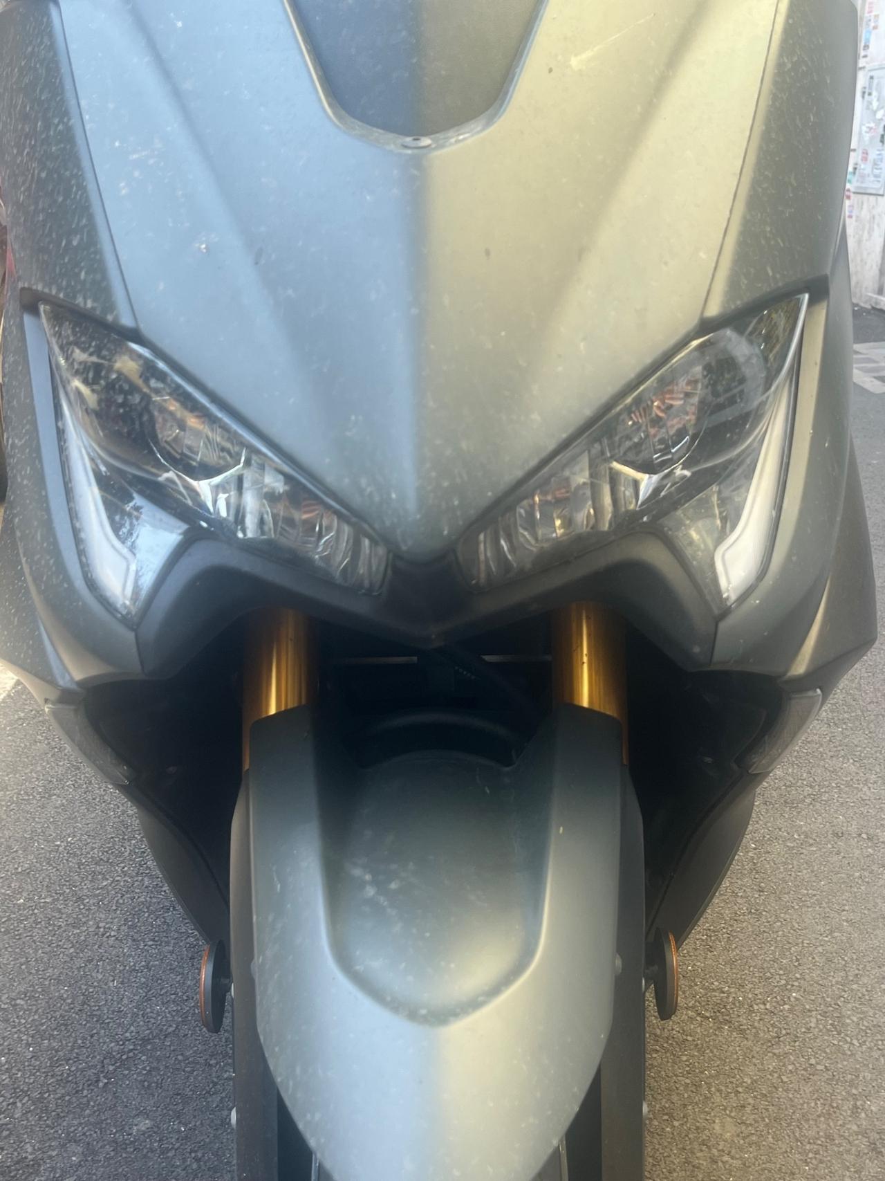 Yamaha T Max 560