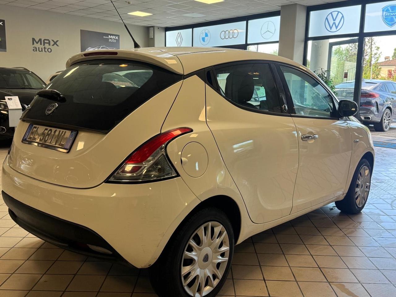 Lancia Ypsilon 1.2 69 CV 5 porte GPL Ecochic Gold