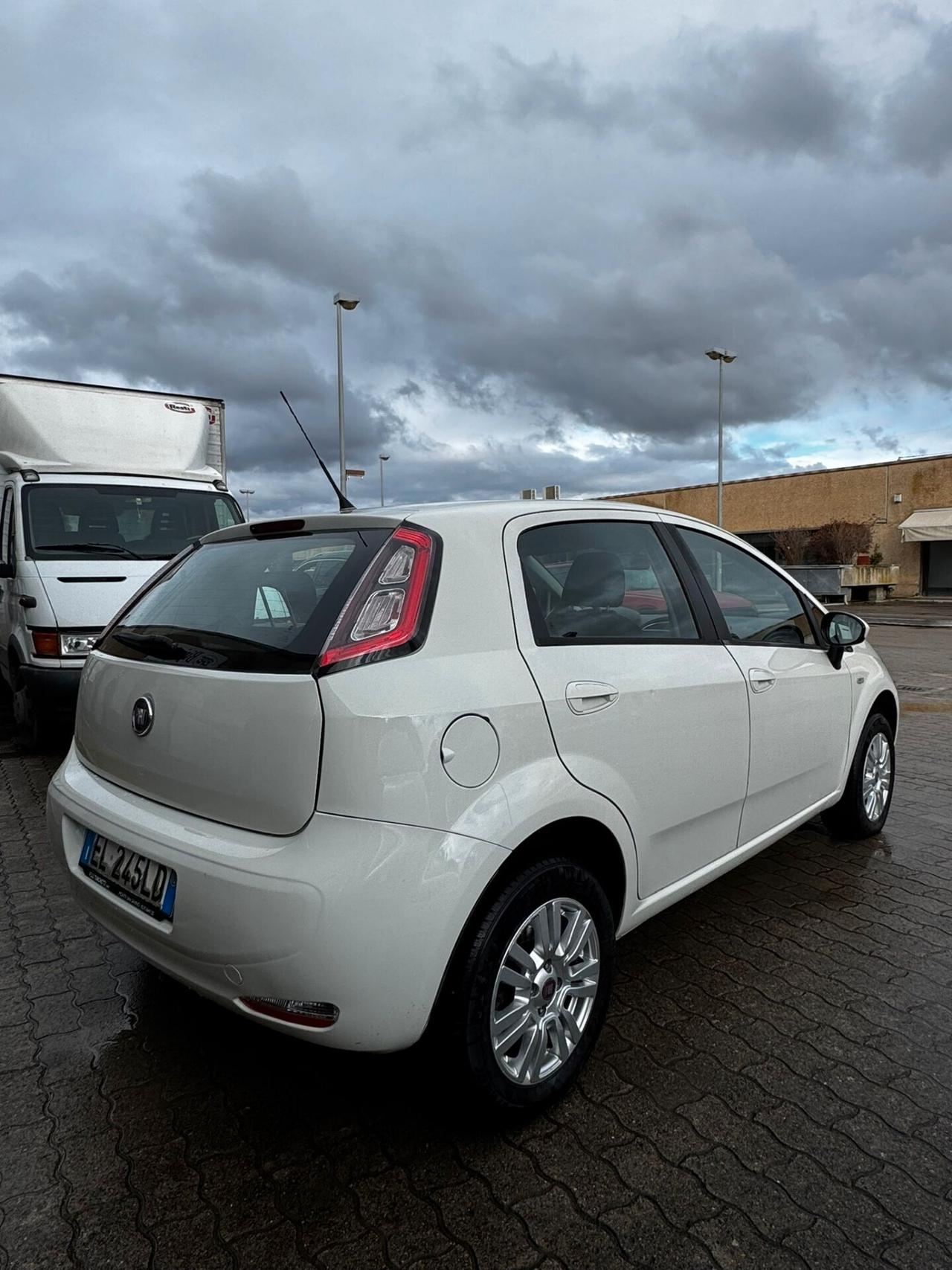 Fiat Punto 1.4 8V 5 porte Natural Power Pop