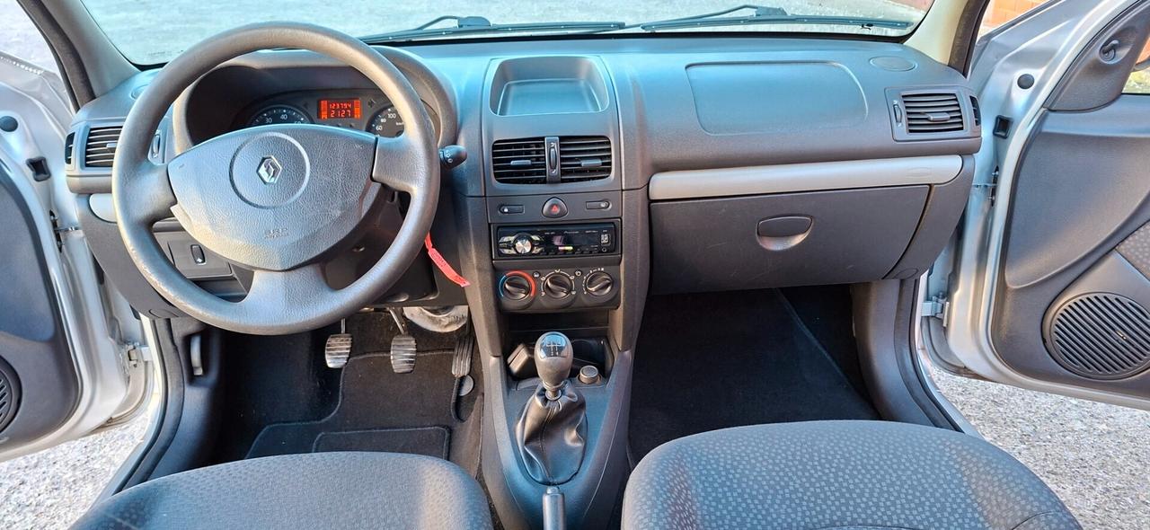 RENAULT CLIO 1.2 5 PORTE X NEOPATENTATI KM 120000