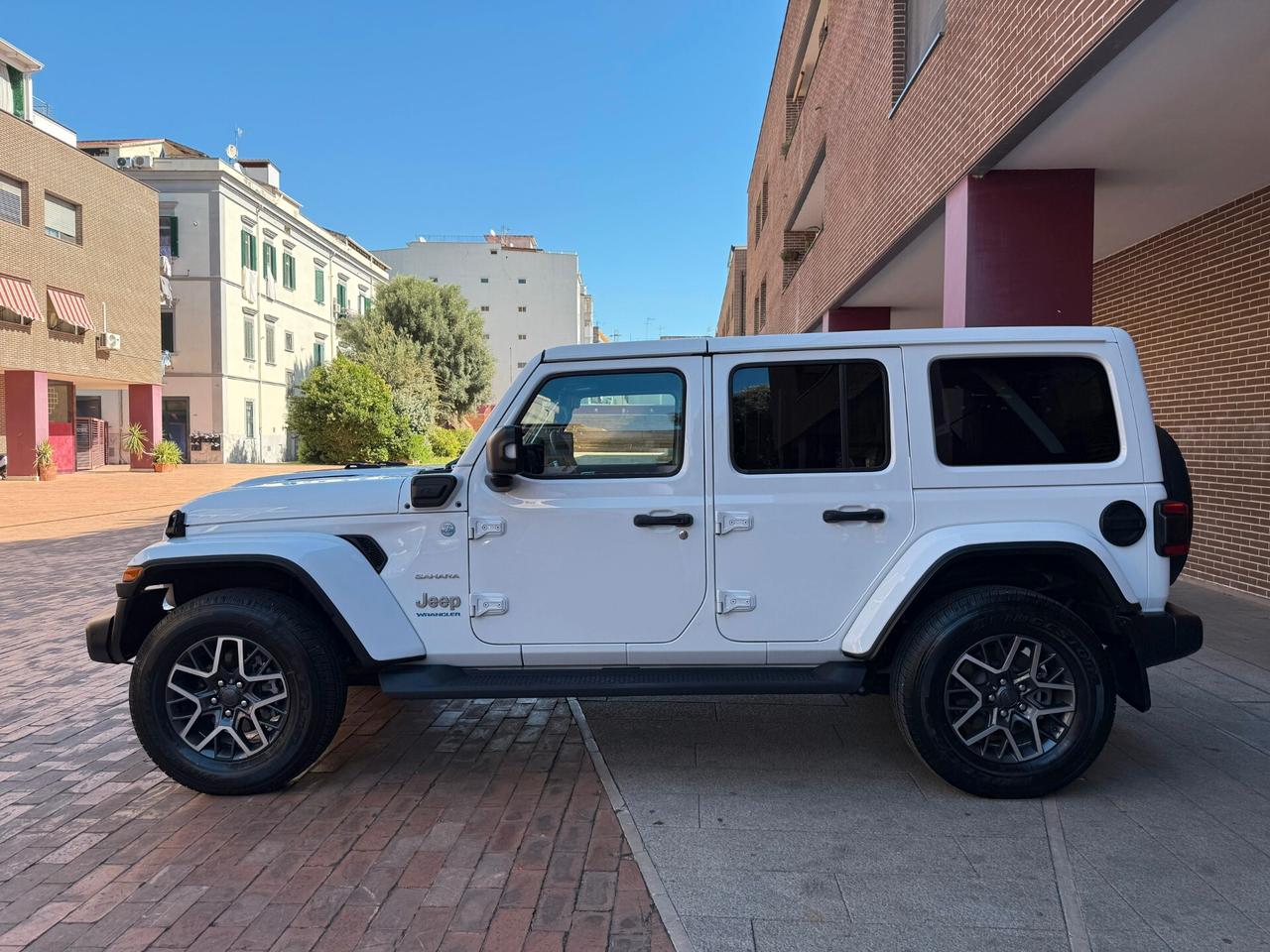 Jeep Wrangler Unlimited 2.0 PHEV ATX 4xe Sahara