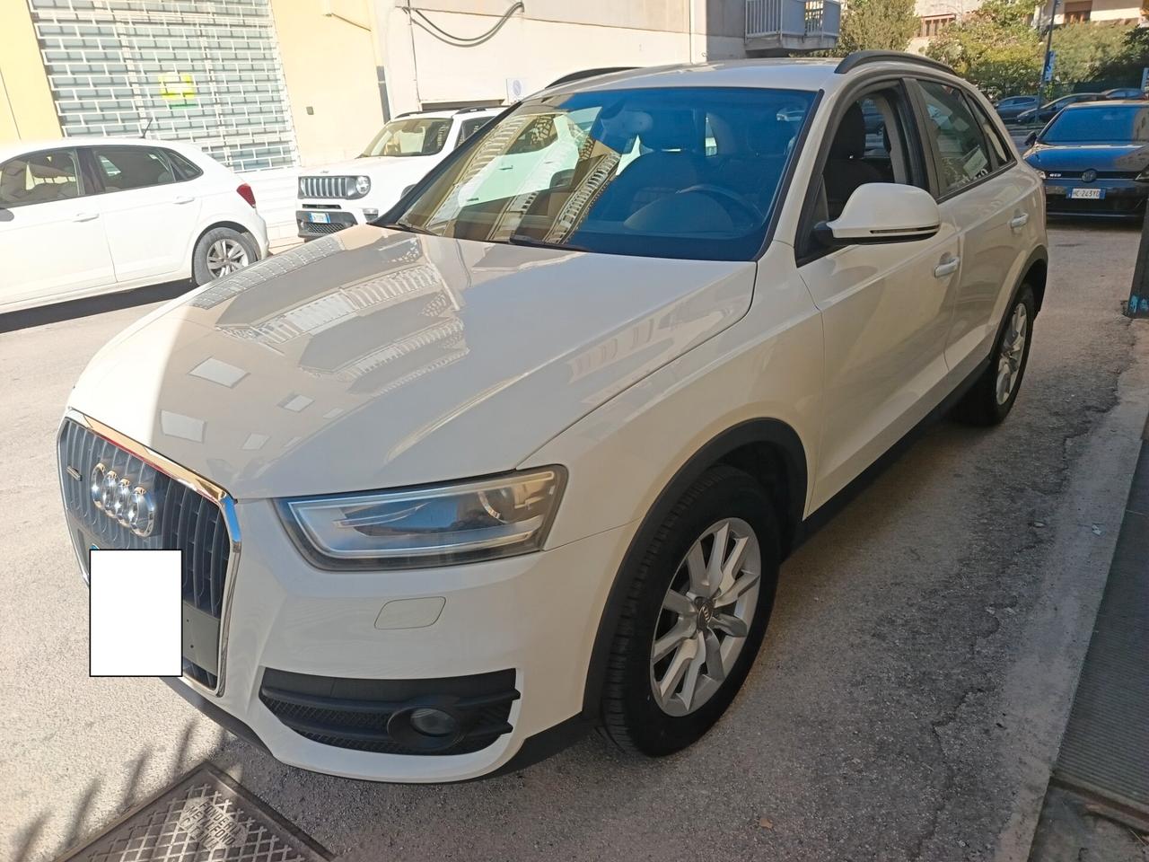 Audi Q3 2.0 TDI 140cv Business