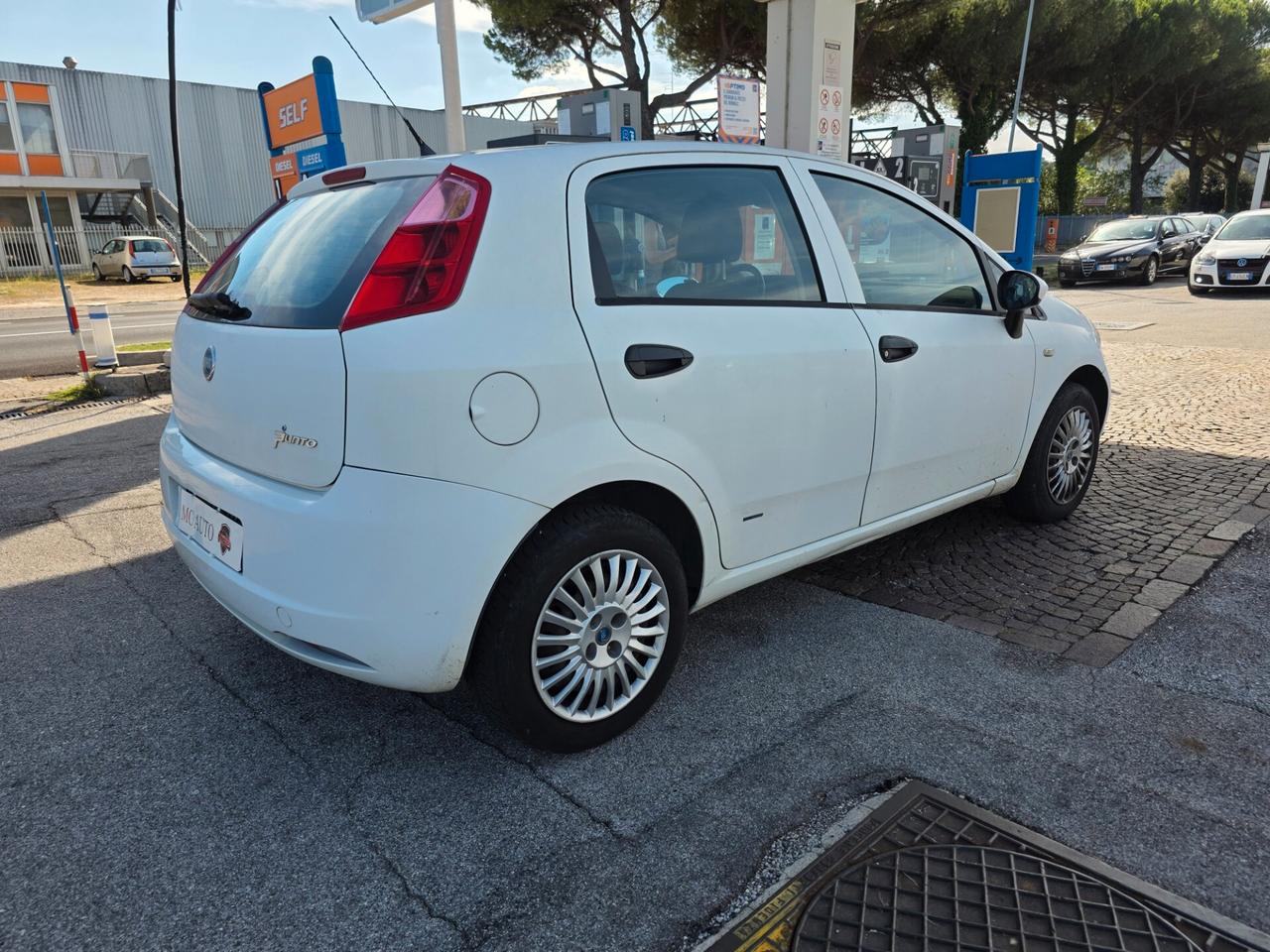 Fiat Grande Punto 1.2 5 porte con 182.000km Neopatentati ok