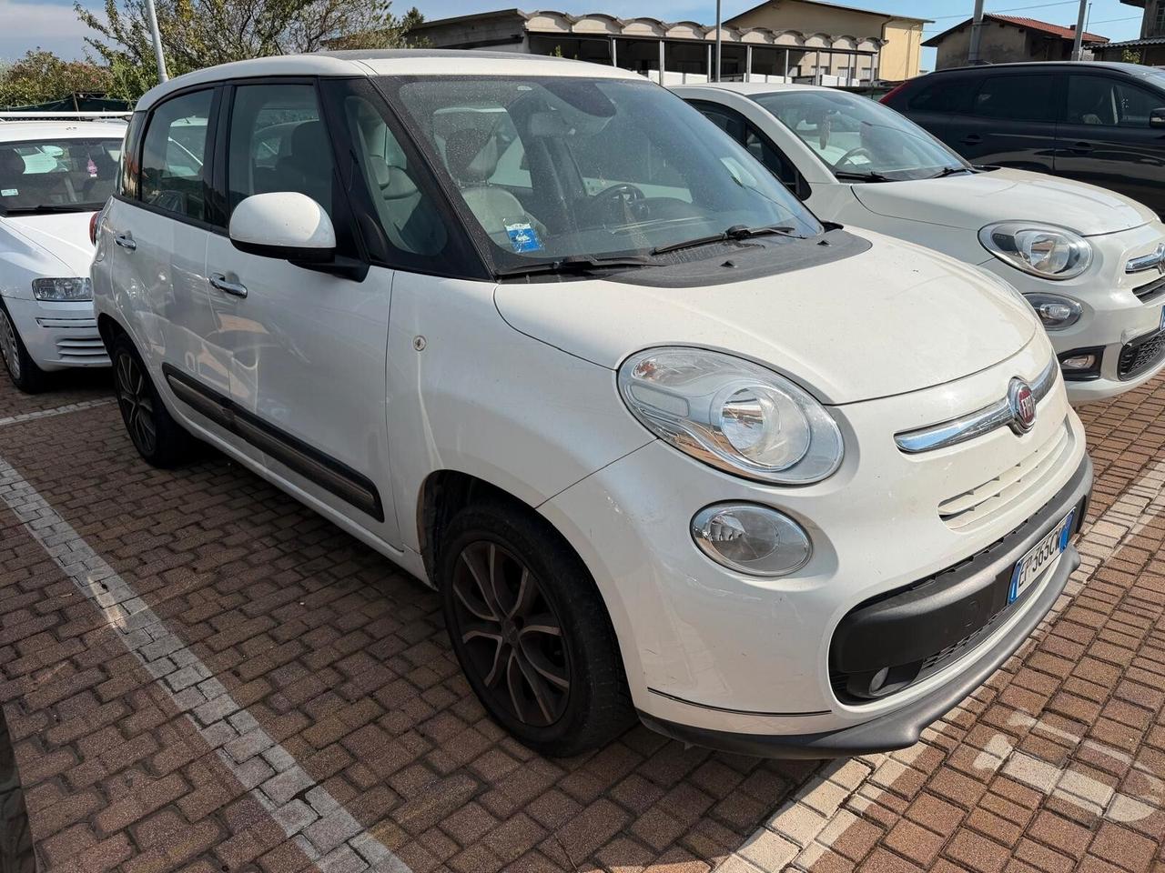 Fiat 500L Living 1.6 Multijet 105 CV Lounge pefeetta garanzia 12 mesi