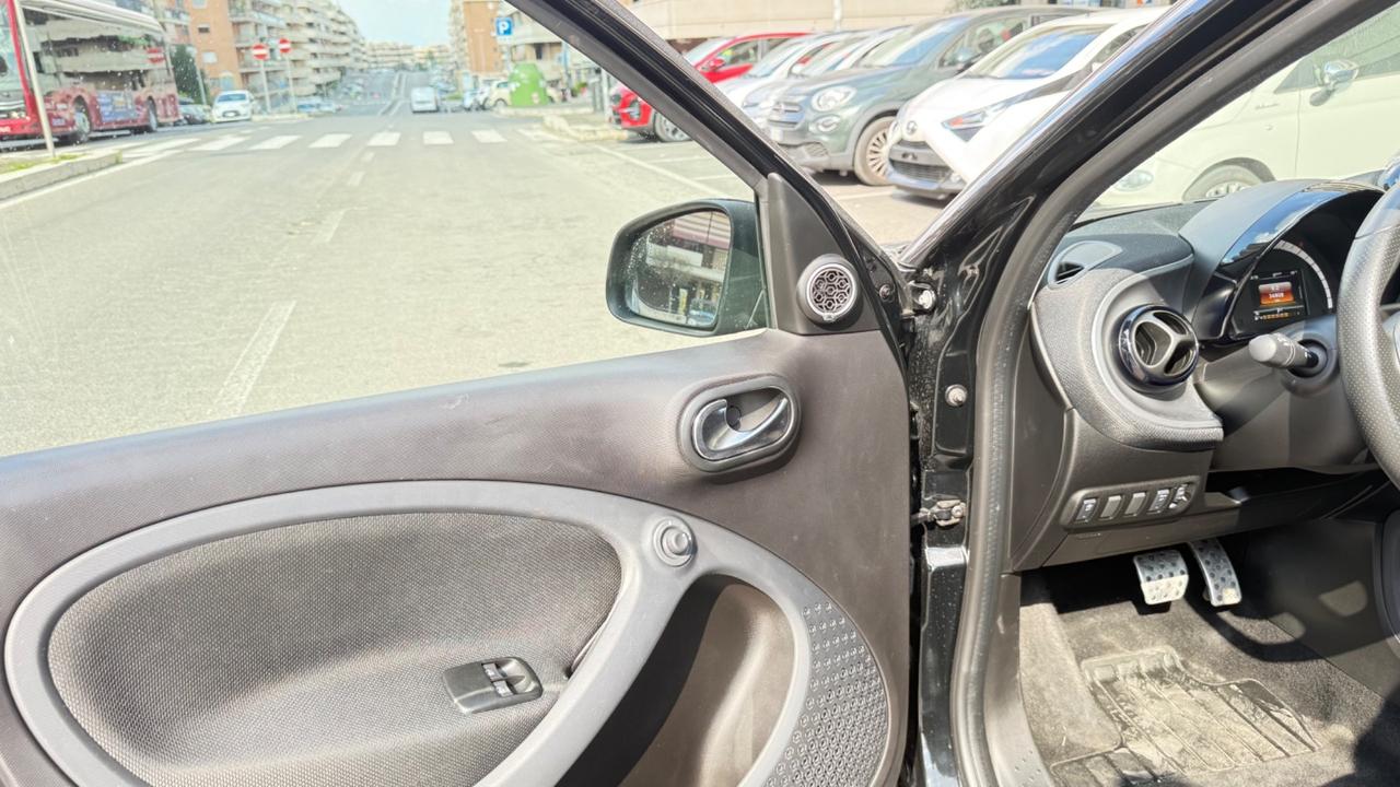 Smart ForFour 90 0.9 Turbo twinamic Prime LED NAVI KAMERA PANORAMA CERCHI 16 PDC PACCHETTO SPORT JBL