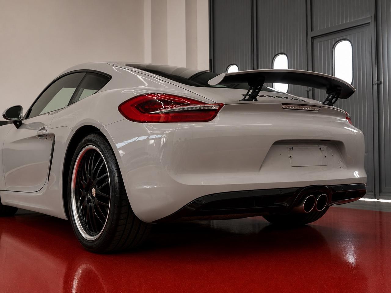 Porsche Cayman 2.7pdk
