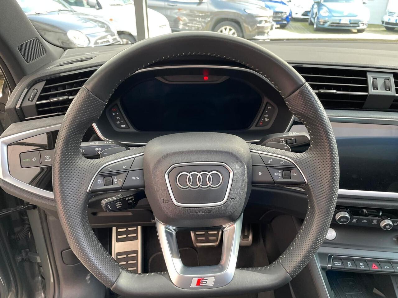 Audi Q3 35 TDI quattro S line