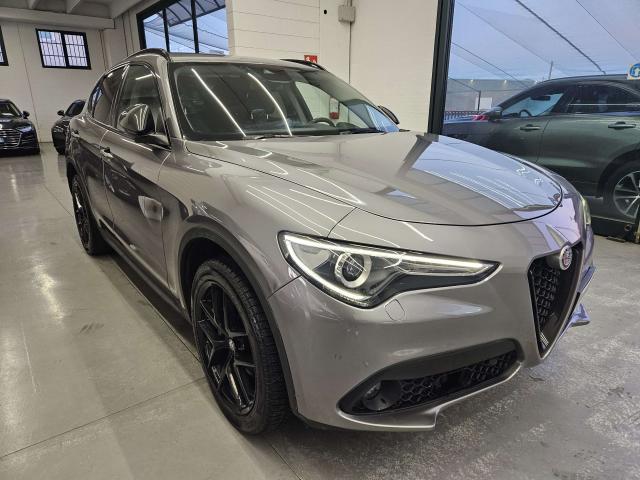 Alfa Romeo Stelvio Stelvio 2017 2.2 t Business Q4 190cv auto my19