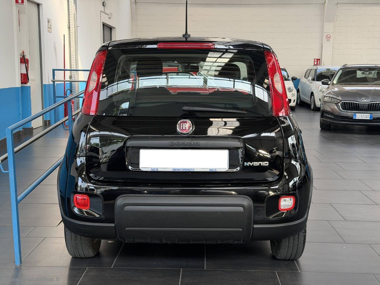 FIAT Panda 1.0 FireFly S&S Hybrid NEOPATENTATI