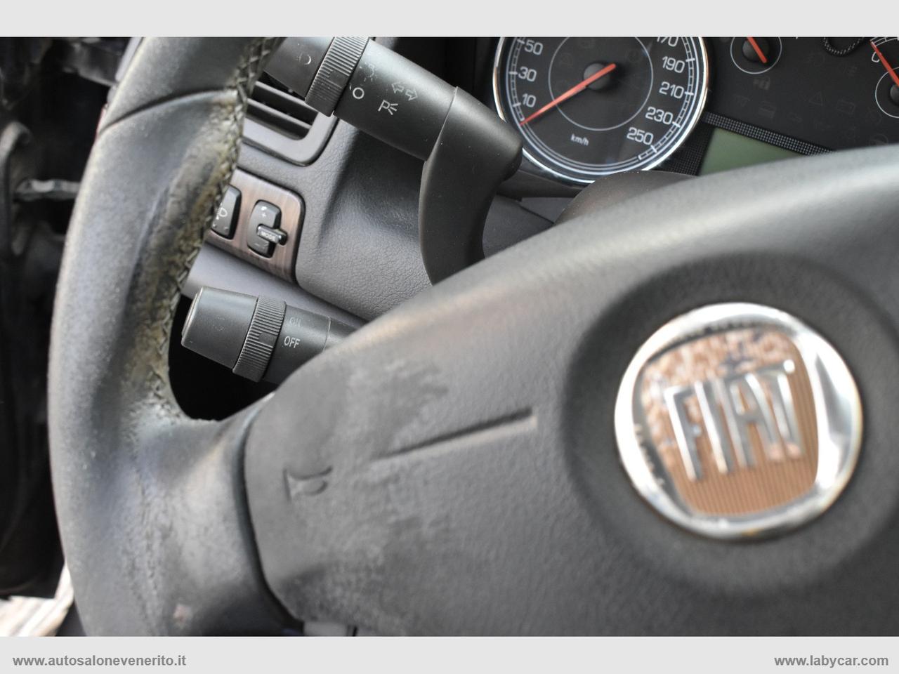 FIAT Croma 1.9 MJT Emotion