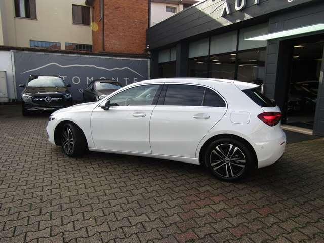 Mercedes-Benz A 180 BENZINA MHEV 136CV CAMBIO AUTO,FARI LED,CERCHI 17
