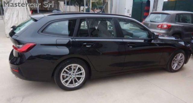 BMW 320 320d Touring mhev 48V xdrive - GC501JJ