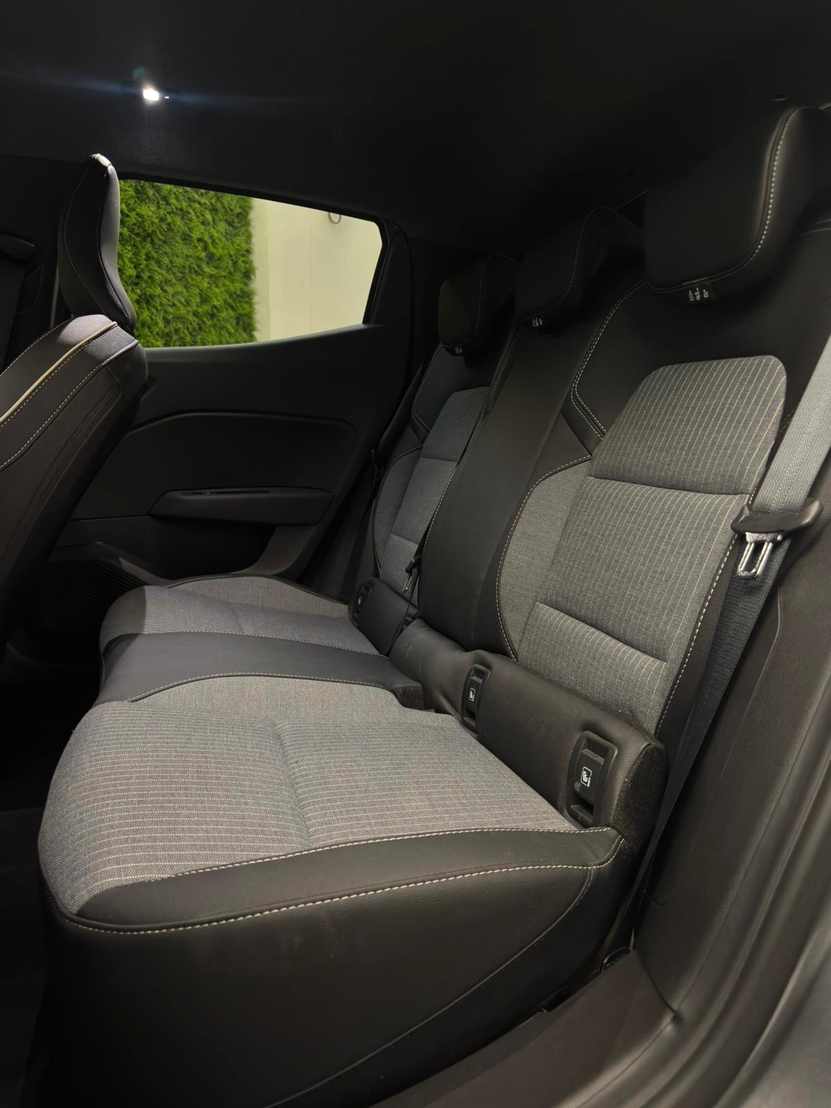 Renault Clio TCe 90 CV 5 porte Techno