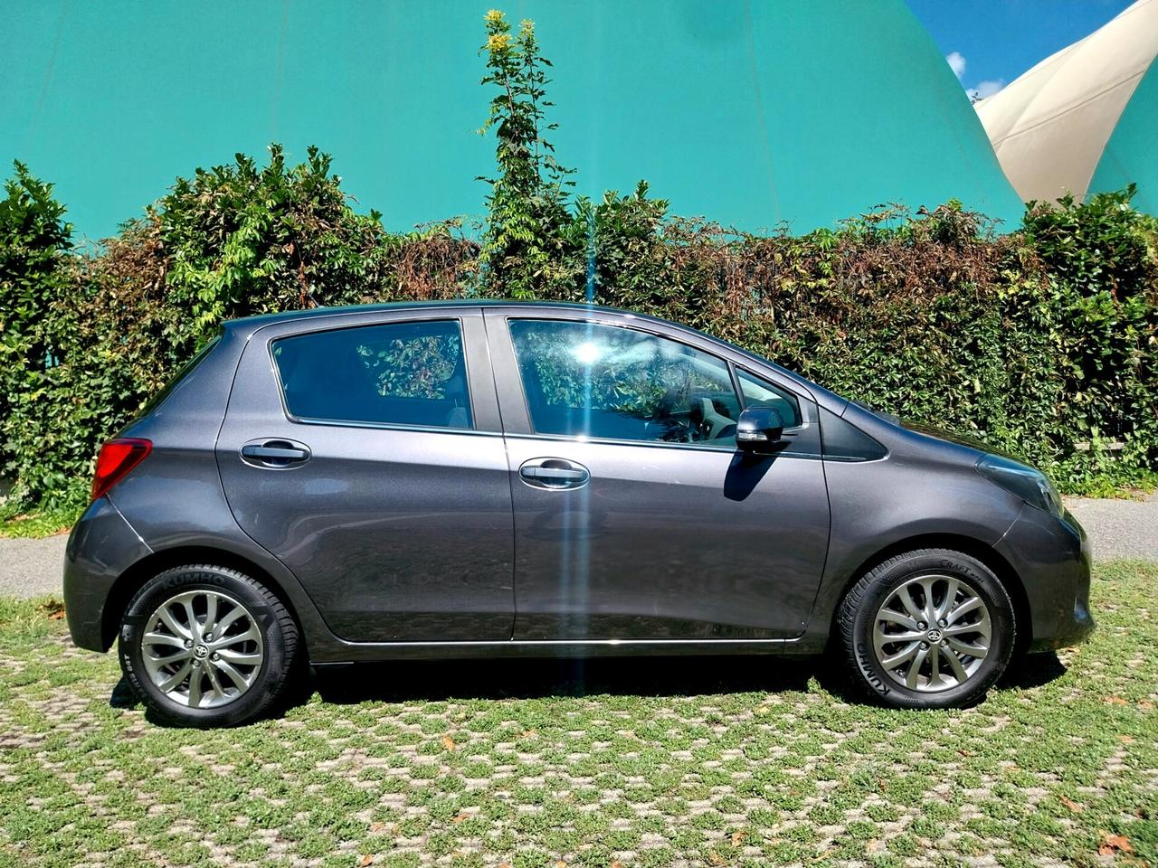 Toyota Yaris 1.0 5 porte