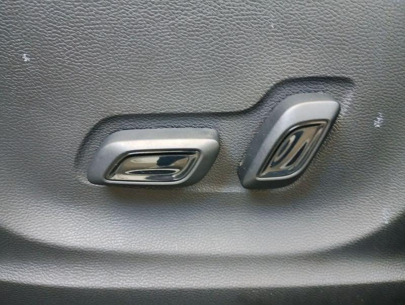 MG ZS 1.5 VTi-tech Luxury tua da 169,00 euro al mese
