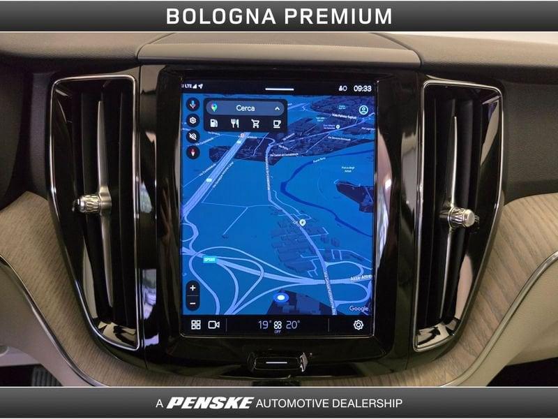 Volvo XC60 XC60 B4 (d) AWD automatico Plus Bright