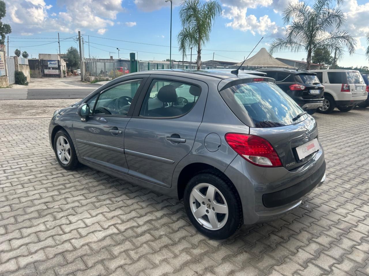 Peugeot 207 1.4 HDi 70CV 5p. Energie Sport