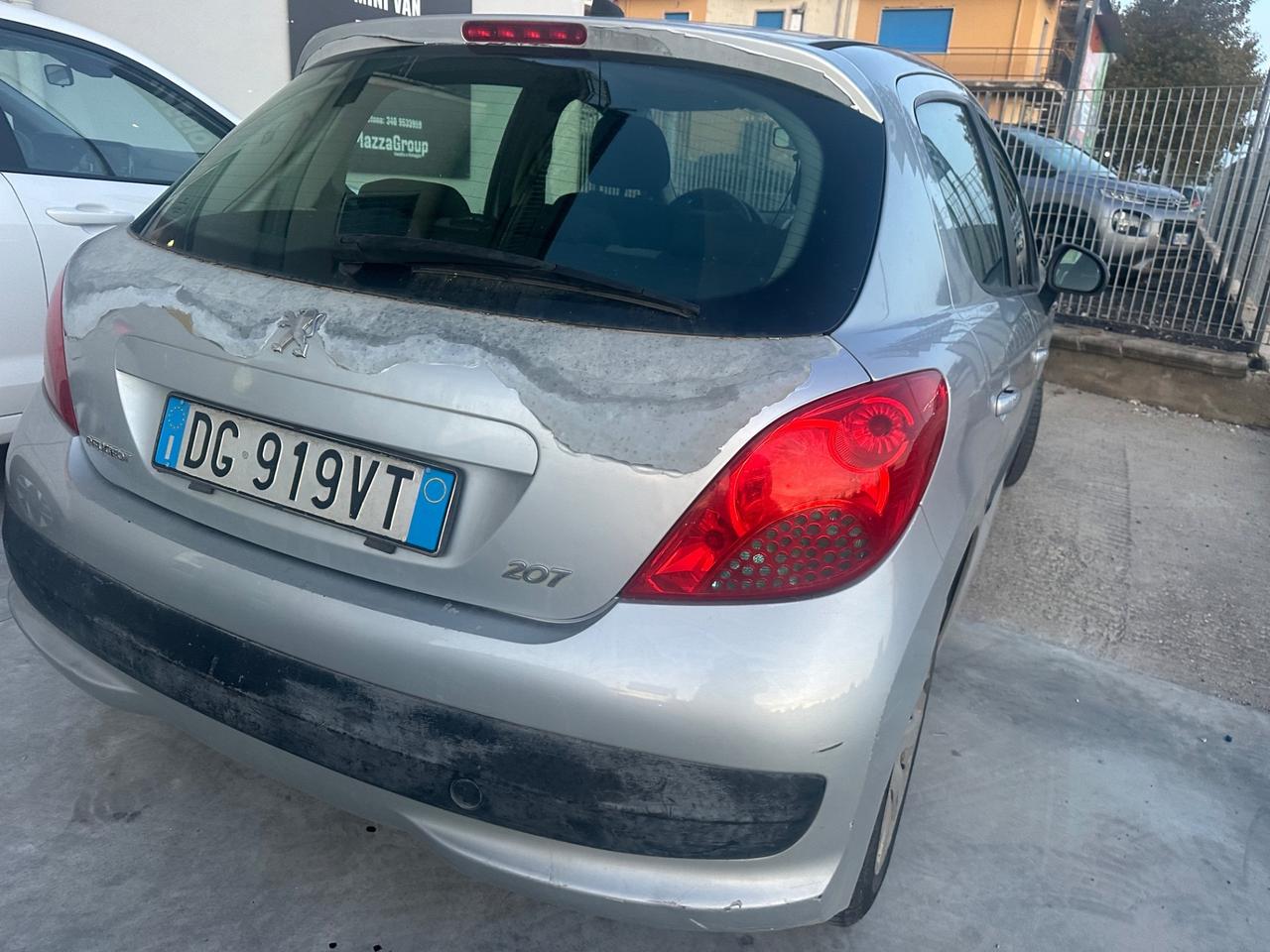 Peugeot 207 1.4 HDi 70CV 5p. ONE Line