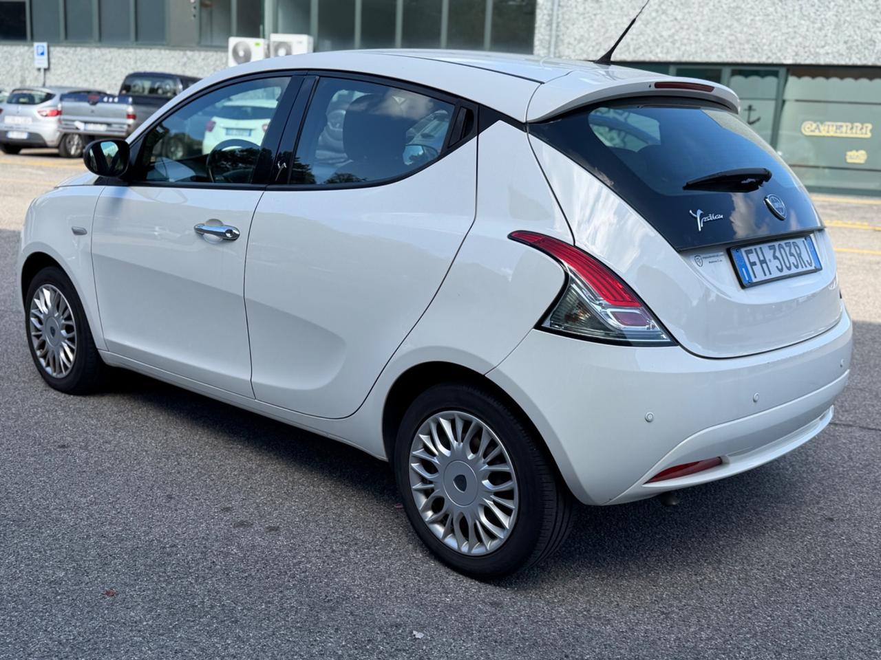 Lancia Ypsilon 1.2 69 CV 5 porte*Neopatentati*Cinghia Fatta*