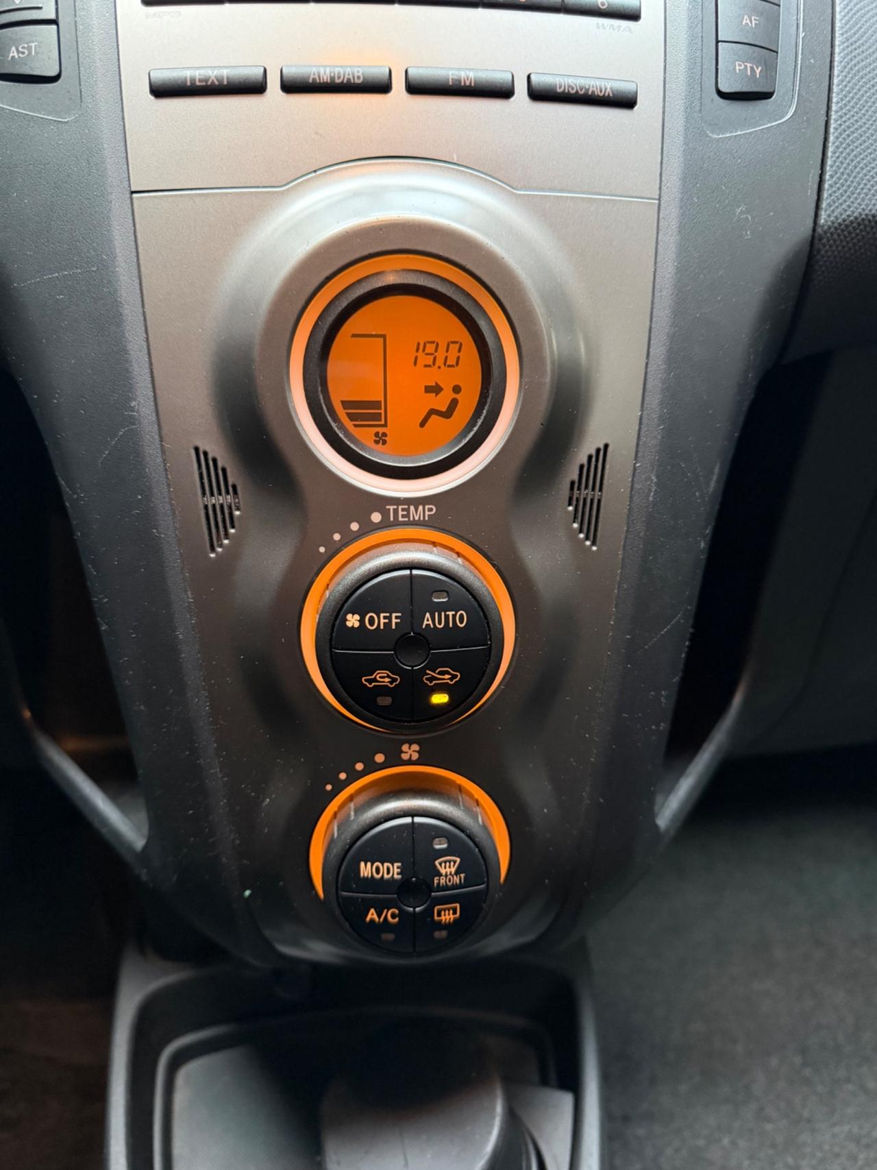 Toyota Yaris 1.3 Neopatentati Euro 4