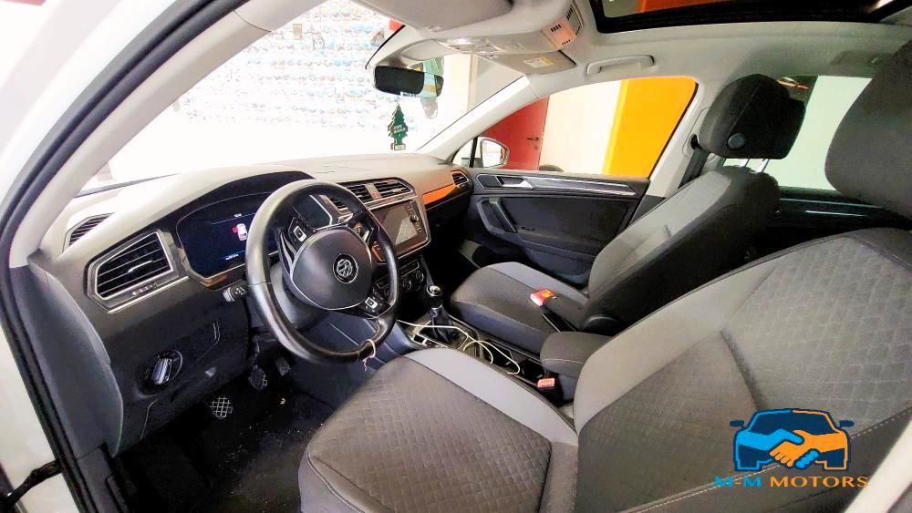 VOLKSWAGEN Tiguan 1.6 TDI SCR Sport BlueMotion Technology