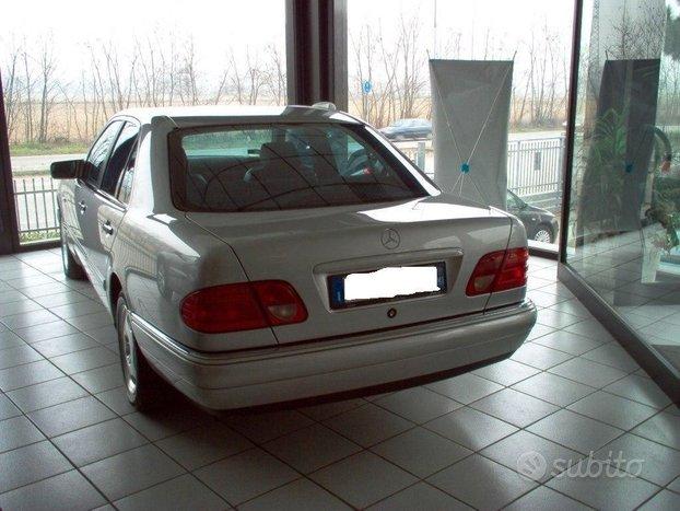 Mercedes-benz E 320 Serie 4Matic
