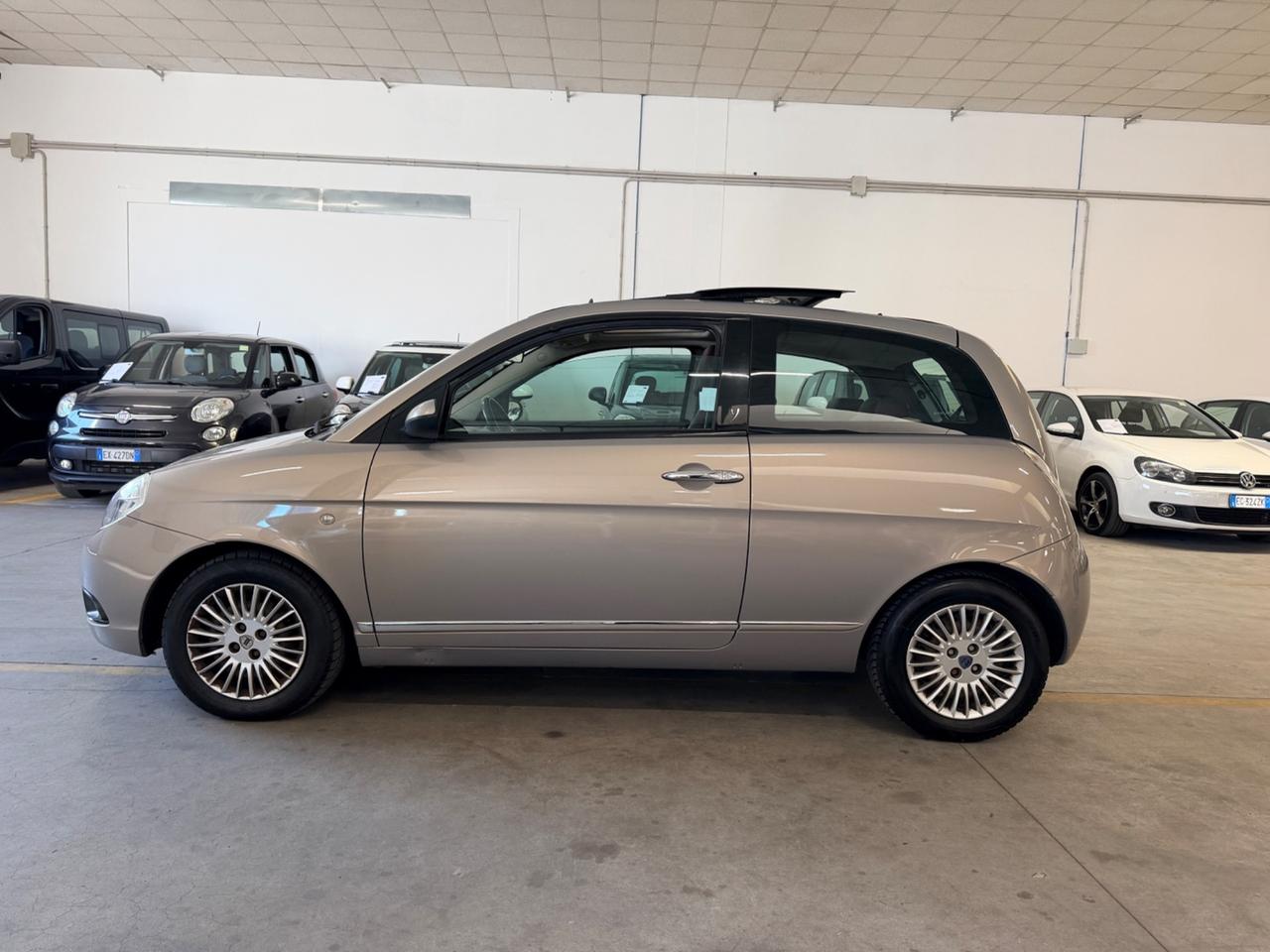 Lancia Ypsilon 1.4 Oro Ecochic GPL