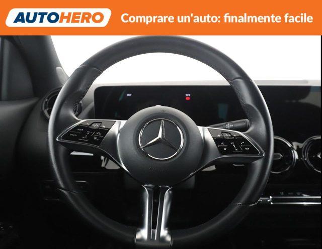 MERCEDES-BENZ GLA 180 Automatic Executive