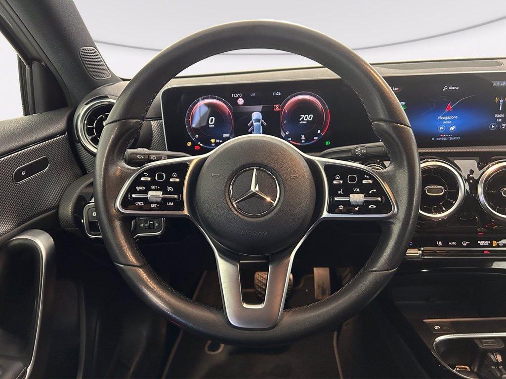 MERCEDES A 220 sport auto del 2019