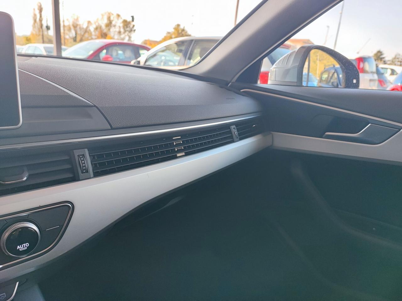 Audi A4 Avant 2.0 TDI 150 CV S tronic LINE EDITION